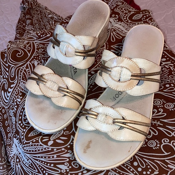 🙂Modellista Sanders - Picture 1 of 6